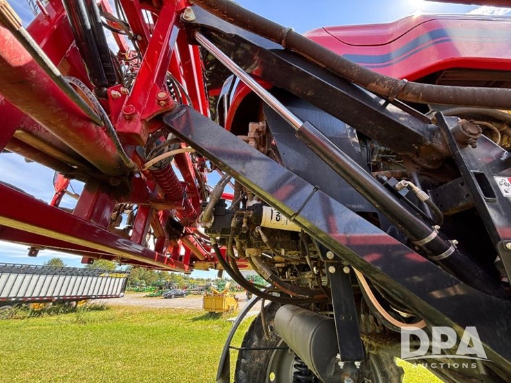 2019-case-ih-patriot-4440-image-58