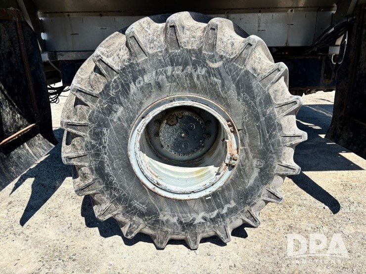 2009-case-ih-titan-3020-image-44