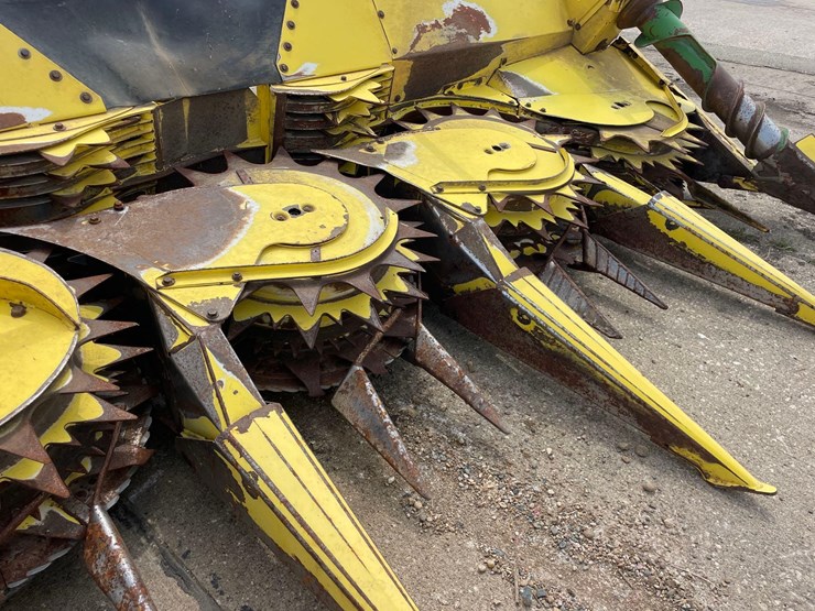 john-deere-688-image-10