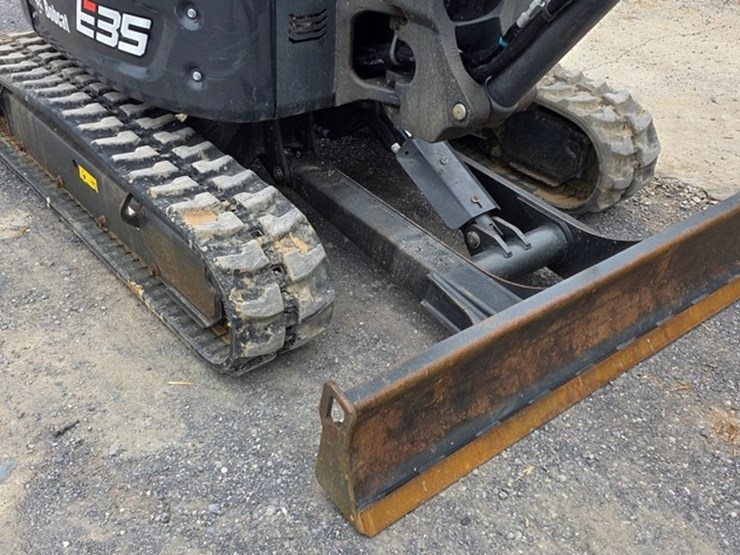 2019-bobcat-e35i-image-28