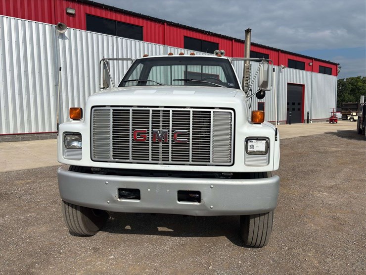 1991-gmc-c7-cab-&-chassis-truck-image-24