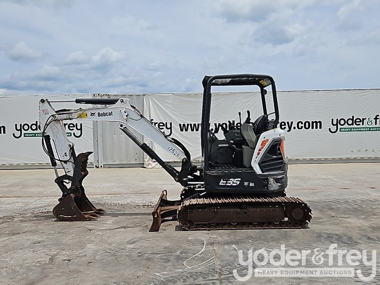 2019-bobcat-e35-image-3