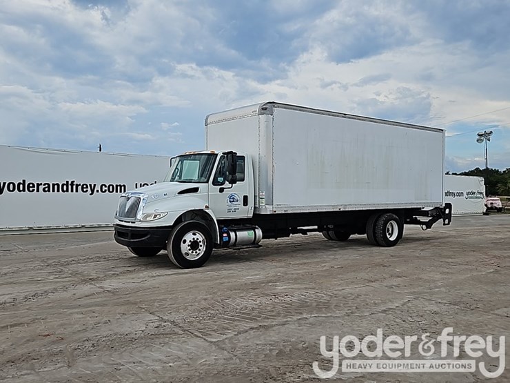 2015-international-durastar-4300-image-2