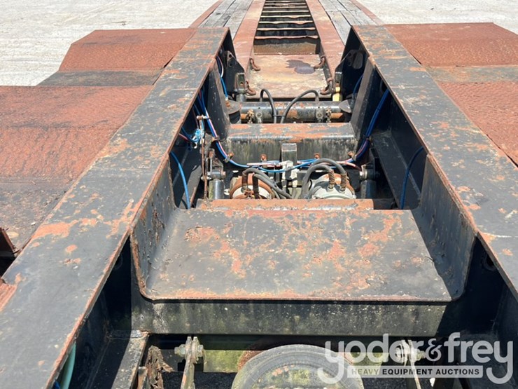 2012-talbert-55-ton-image-26