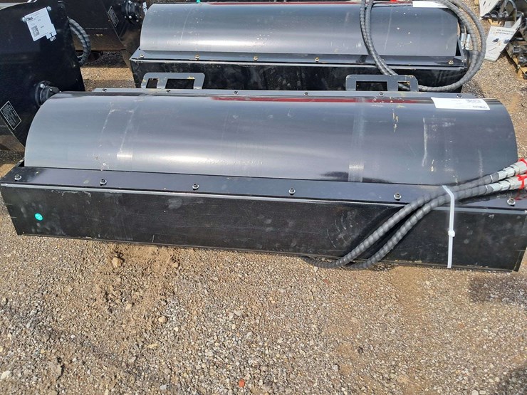 59"-vibratory-roller-image-1