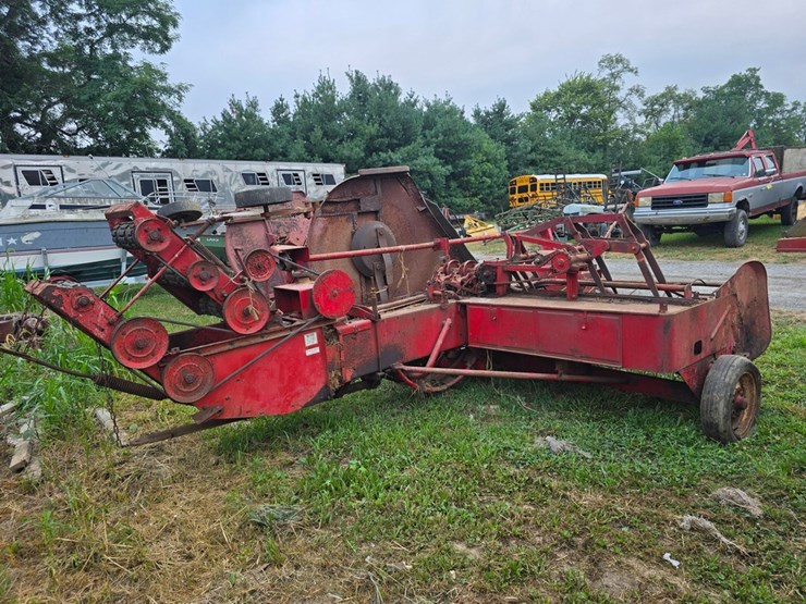 massey-ferguson-10-image-3