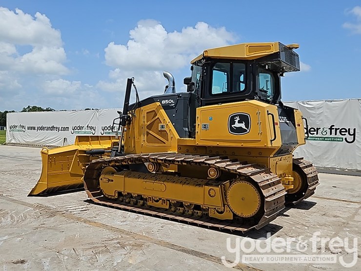 2022-deere-850l-lgp-image-4
