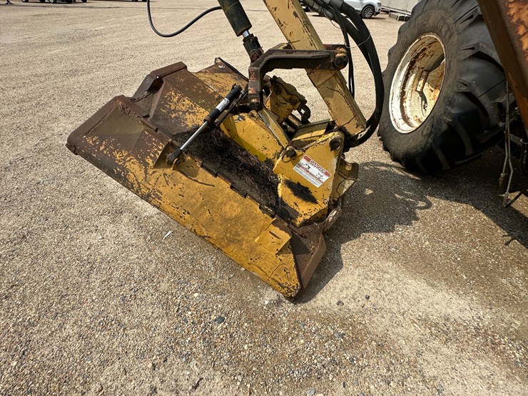 ford-6640-image-44