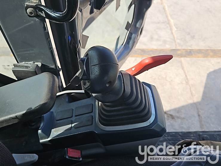 2021-kobelco-sk85cs-7-image-33