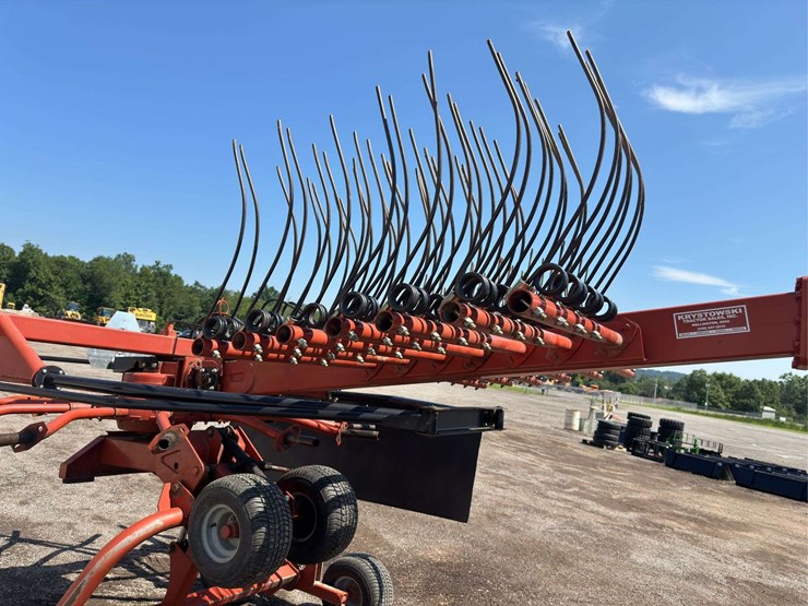 pequa-double-basket-rotary-rake-image-22