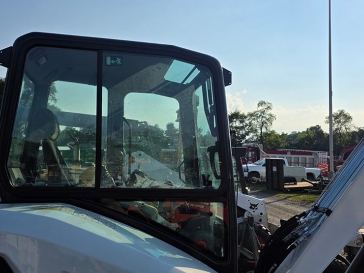 2024-bobcat-e35-image-27