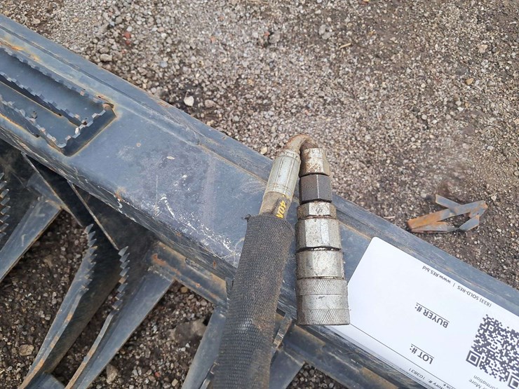 76"-grapple-bucket-image-6