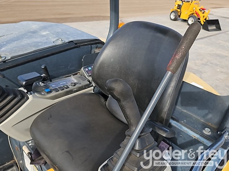 2021-kobelco-sk55srx-6e-image-31