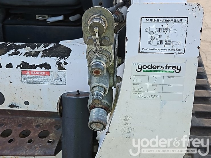 2007-bobcat-t300-image-22