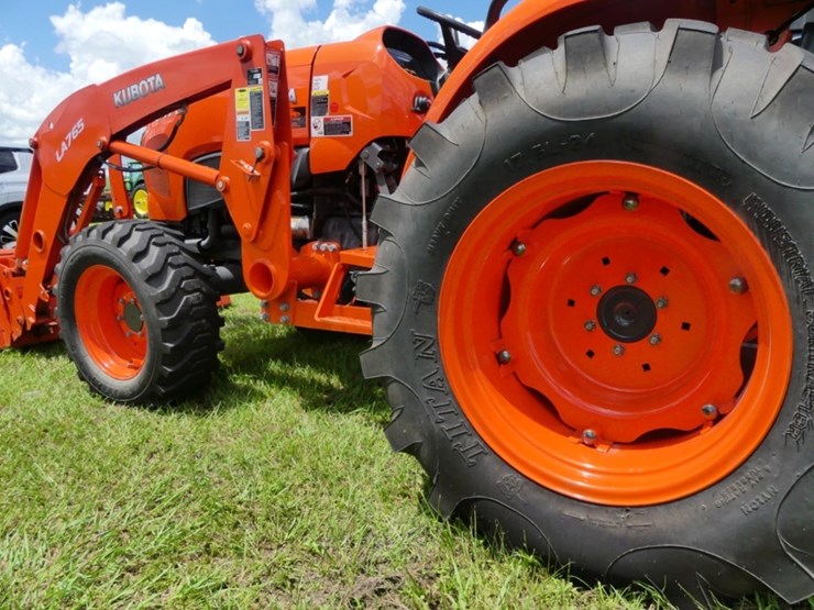 2018-kubota-l4701-image-7