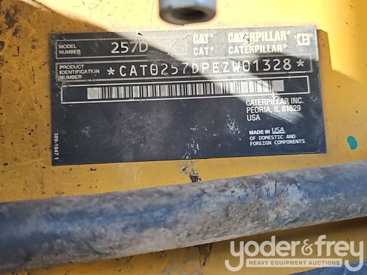 2015-caterpillar-257d-image-31