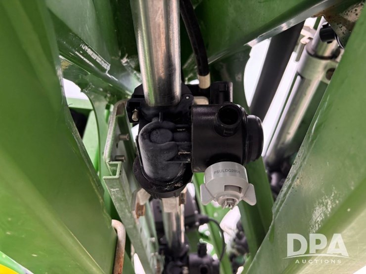 2023-john-deere-612r-image-91
