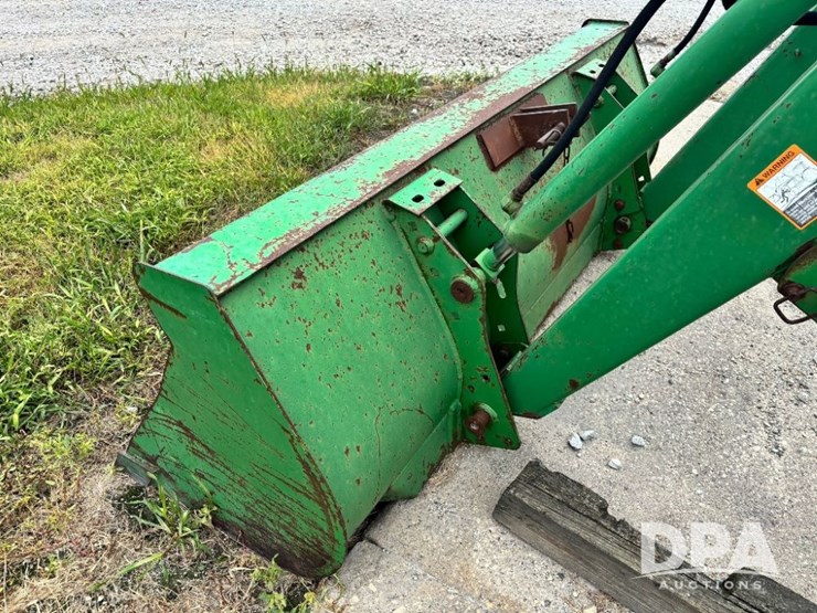 john-deere-725-image-10
