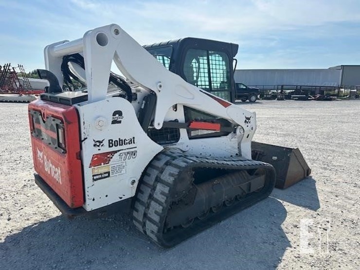 2021-bobcat-t770-image-5