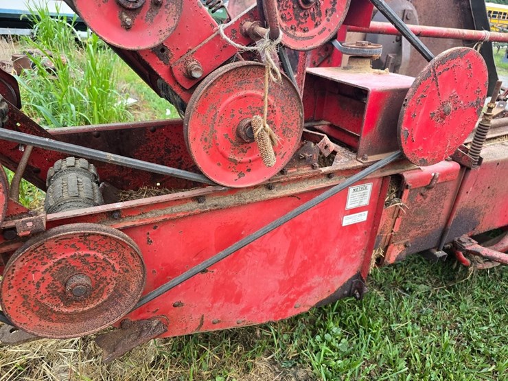 massey-ferguson-10-image-7