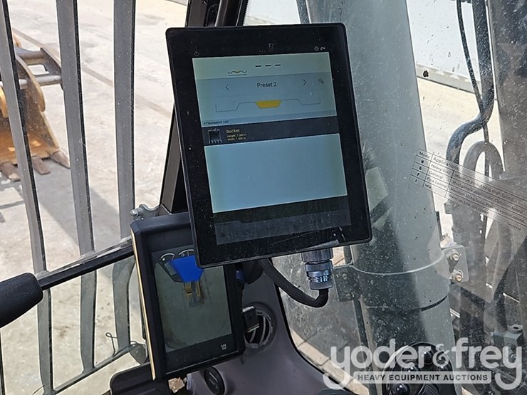 2021-volvo-ec250el-image-44