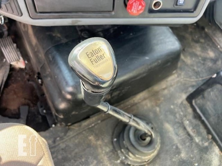 2007-international-transtar-8600-image-44