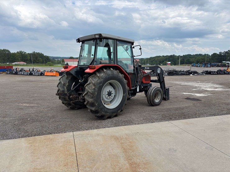 massey-ferguson-4225-image-3