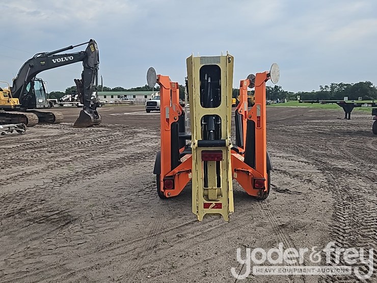 2018-jlg-t500j-image-4