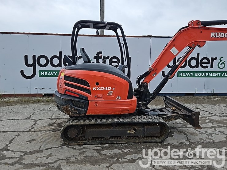 2019-kubota-kx040-4-image-6