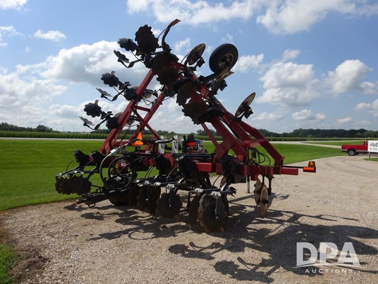 case-ih-5300-image-24