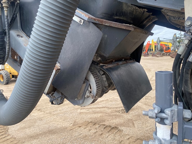 2018-wirtgen-w210i-image-13