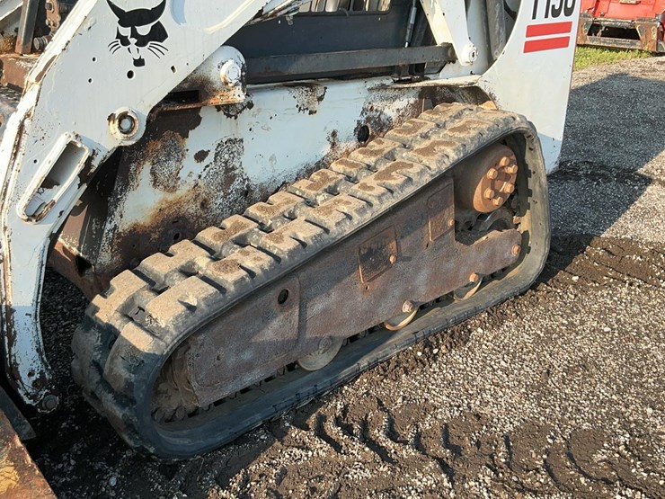 2004-bobcat-t190-image-11