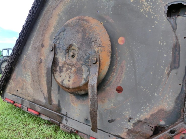 bush-hog-2820-image-9