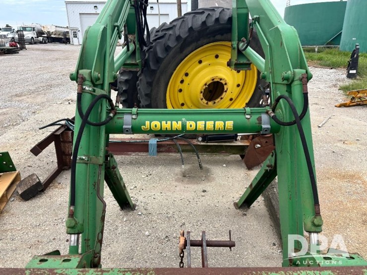 john-deere-725-image-14