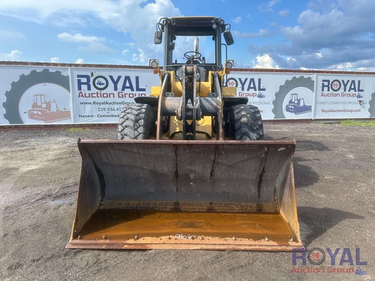 2015-deere-544k-image-19