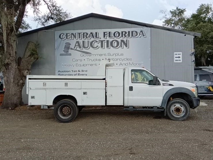 2013-ford-f550-image-1