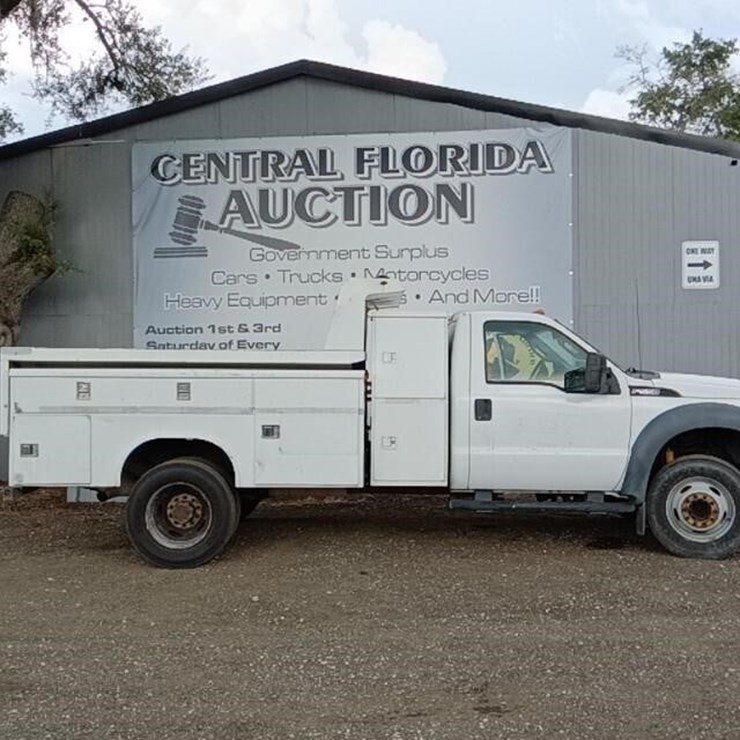 2013 FORD F550