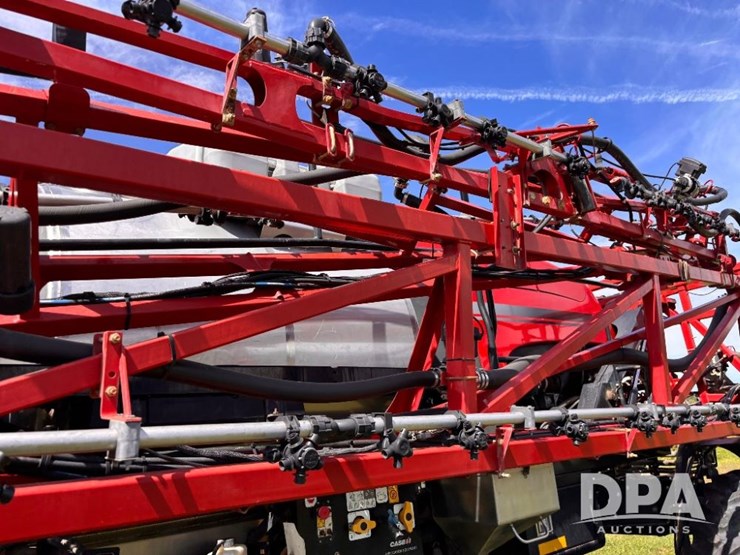 2019-case-ih-patriot-4440-image-86