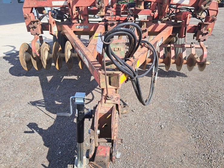 krauss-4500-15-shank-chisel-plow-image-10