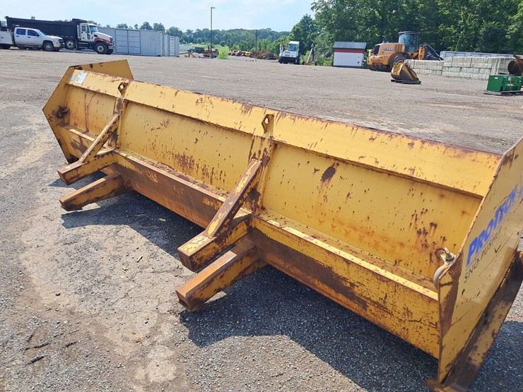 12'-protech-sp12b-snow-pusher-image-4