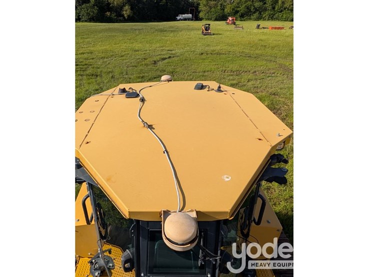 2022-deere-850l-lgp-image-29