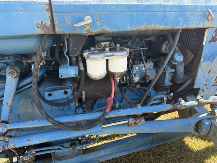 ford-4600-image-11