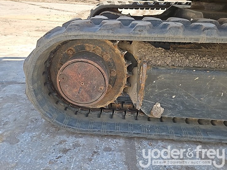 2019-caterpillar-303-image-9