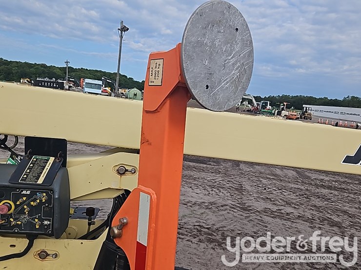 2018-jlg-t500j-image-11