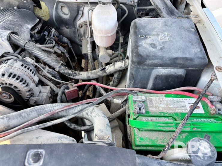 2005-chevrolet-2500hd-image-55