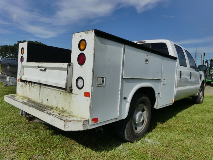 2008-ford-f250-xl-image-3