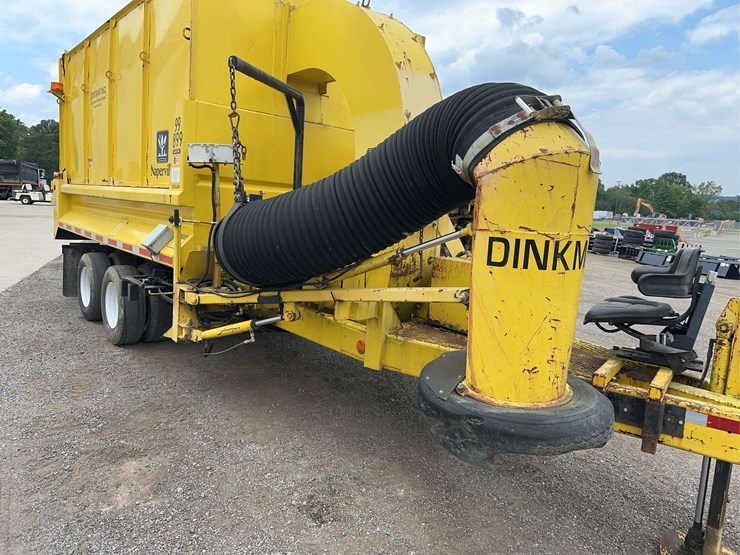2009-dinkmar-sc-25-muleself-contained-leaf-vac-image-21