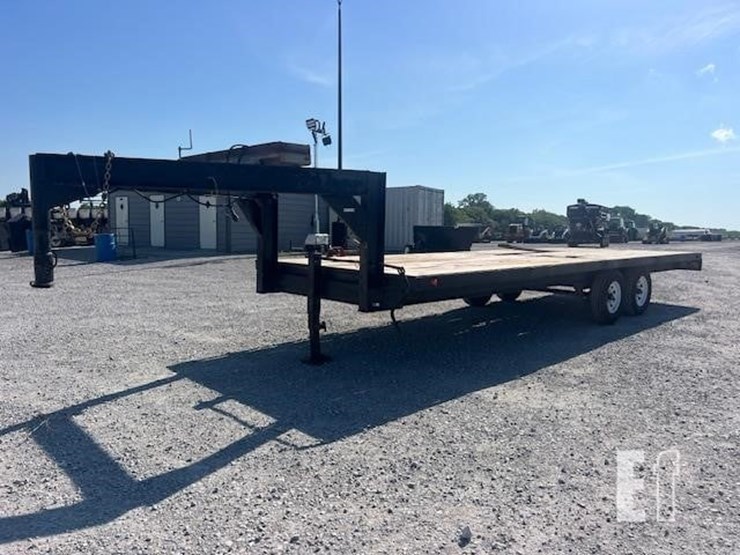 2025-shop-built-trailer-image-10
