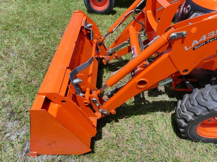 2020-kubota-b2401-image-10