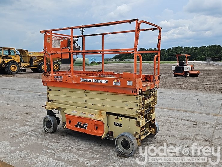 2015-jlg-2646es-image-6